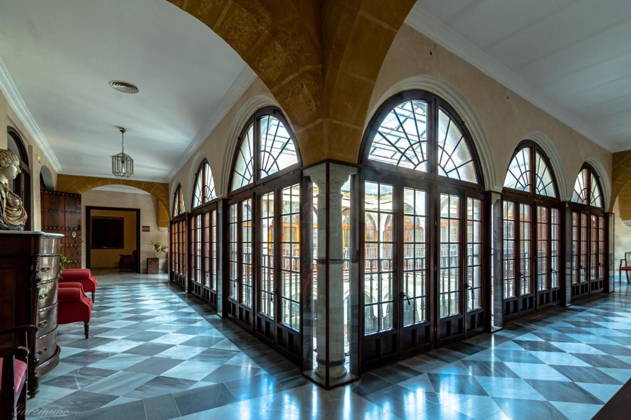 Palacio Marques De La Gomera Osuna Eksteriør billede