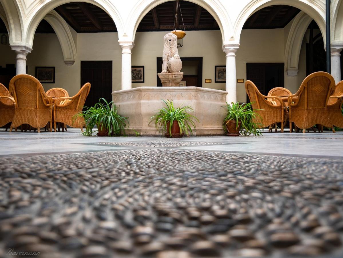 Palacio Marques De La Gomera Osuna Eksteriør billede