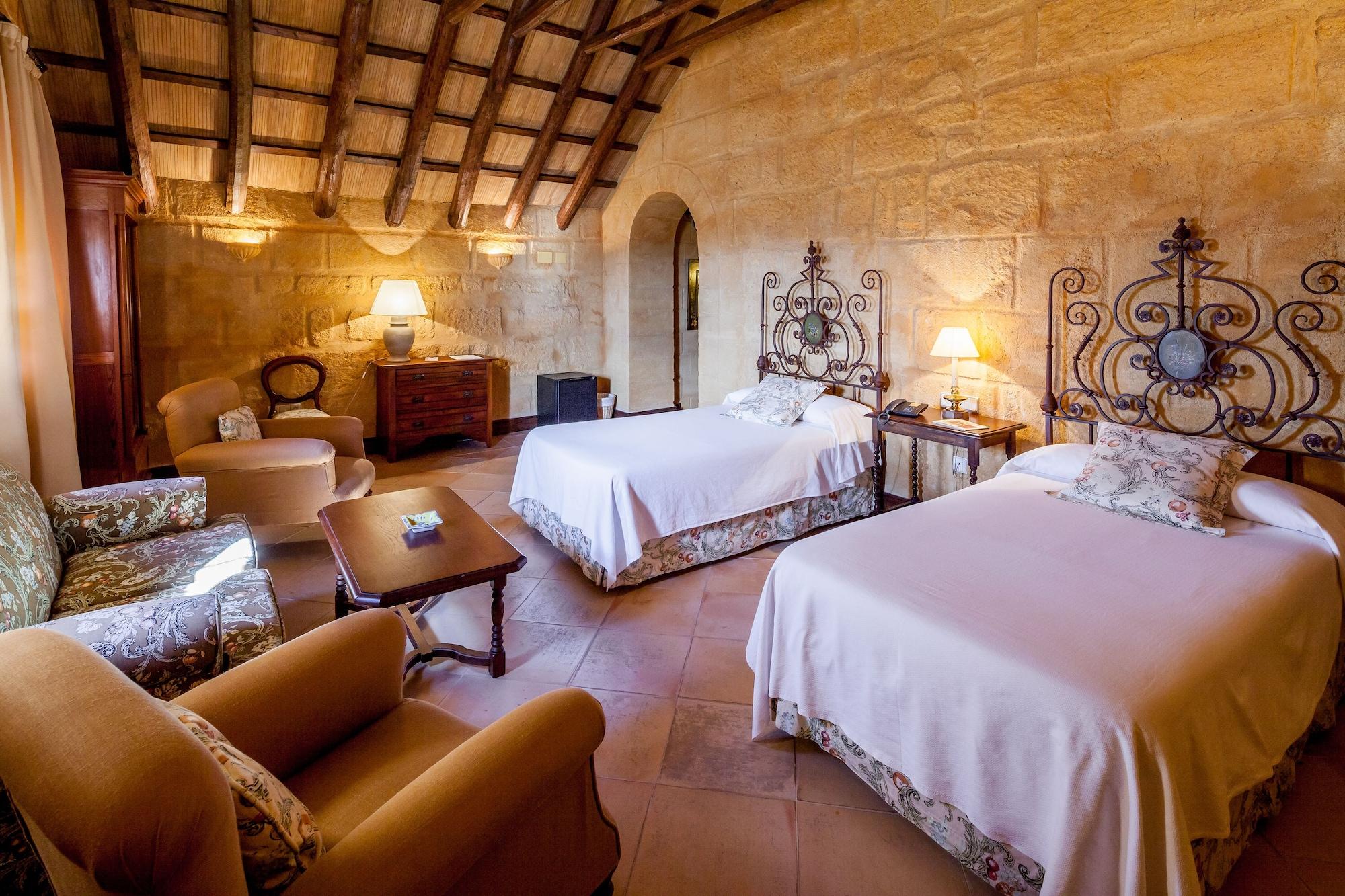 Palacio Marques De La Gomera Osuna Eksteriør billede