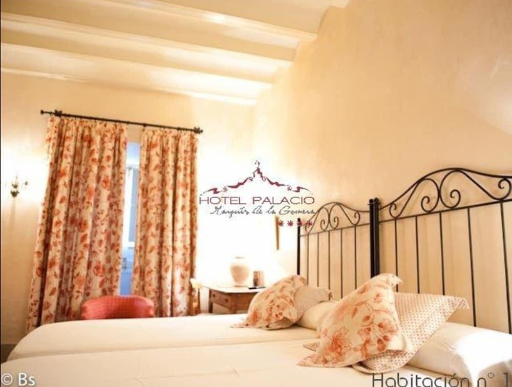 Palacio Marques De La Gomera Osuna Eksteriør billede