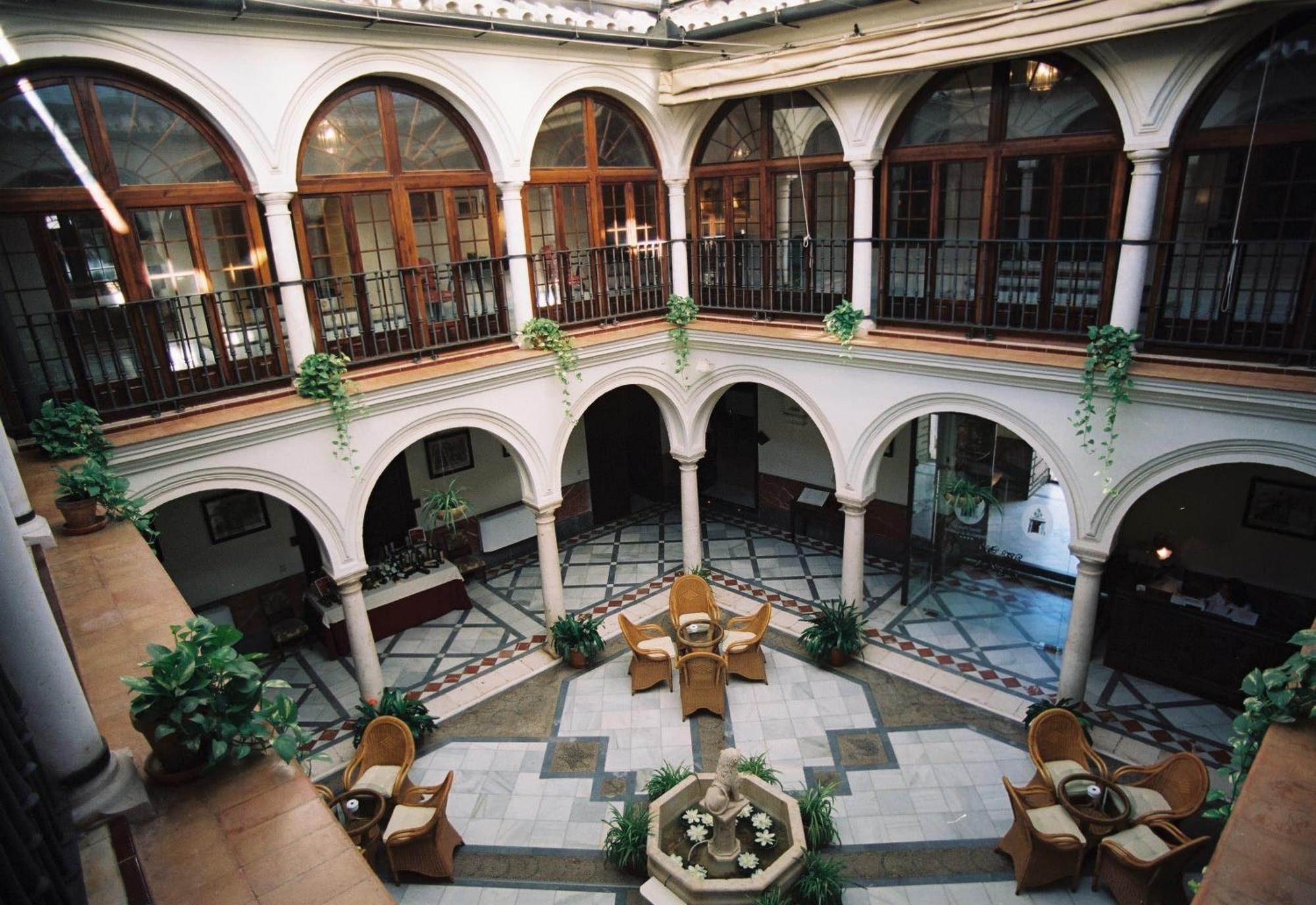 Palacio Marques De La Gomera Osuna Eksteriør billede